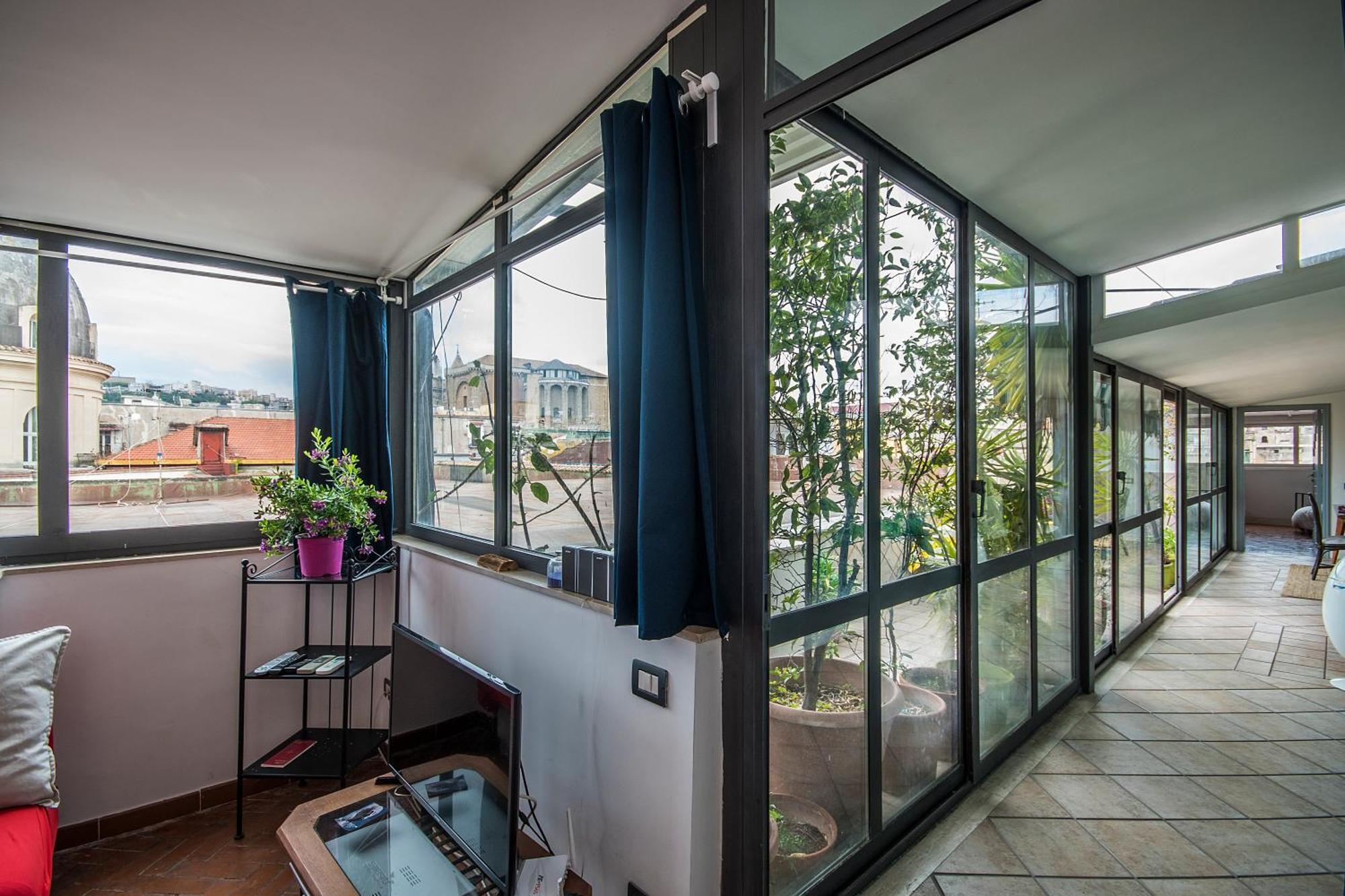 Historical Naples With Panoramic Terrace Apartment Exterior photo